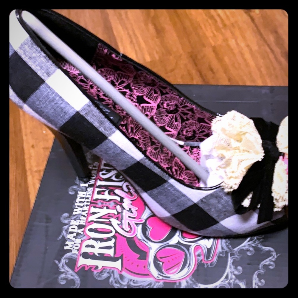 IRONFIST 👠 HEELS